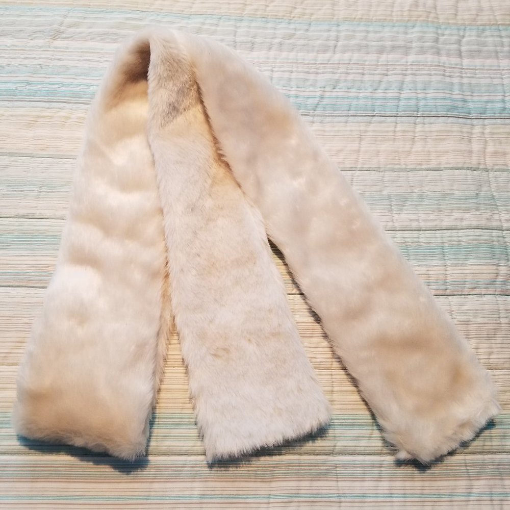 Polar Mitts Faux Fur Scarf